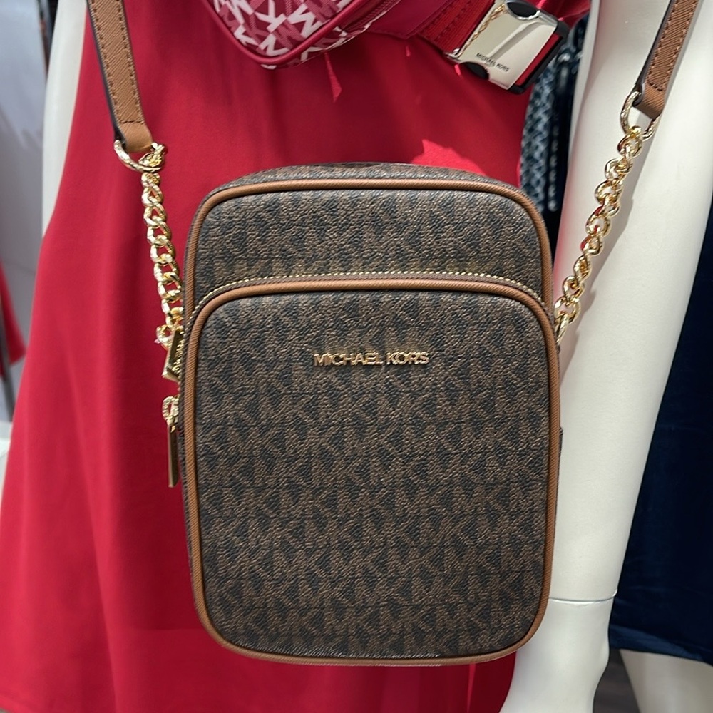 MICHAEL KORS Jet Set Travel Medium NS Logo Crossbody Flight Bag Messenger
Brown - Picture 6 of 16